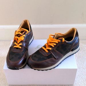 Men's Vintage Robert Graham sneaker size 11 model:Amazon 6, brown/camo